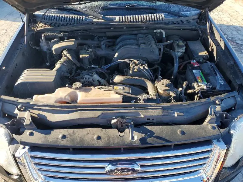 2010 FORD EXPLORER XLT  