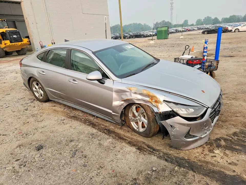 2021 HYUNDAI SONATA SE  