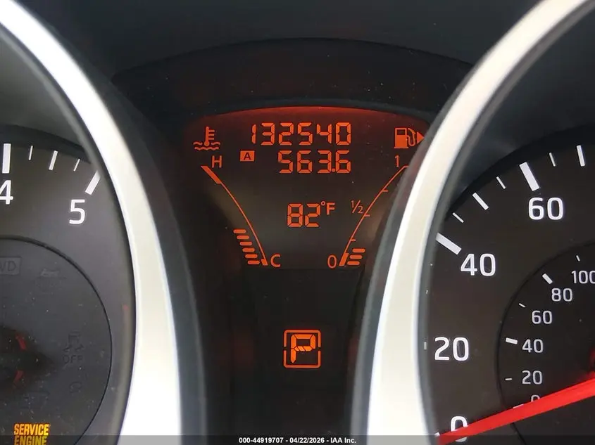 2011 NISSAN JUKE SV