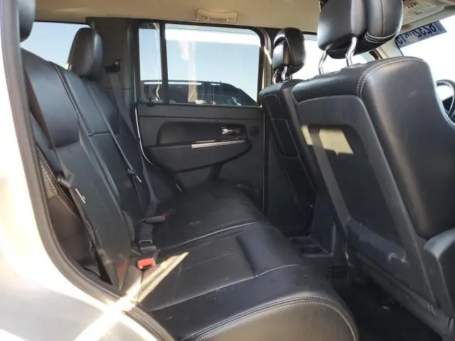 2012 JEEP LIBERTY JET  