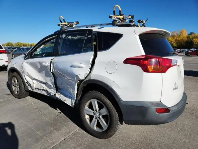 2013 TOYOTA RAV4 XLE  