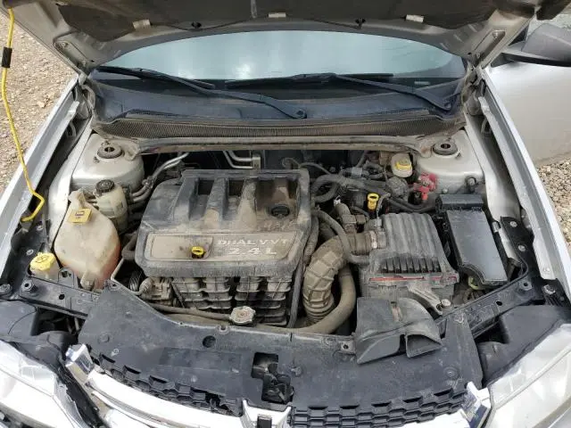2012 DODGE AVENGER SE  