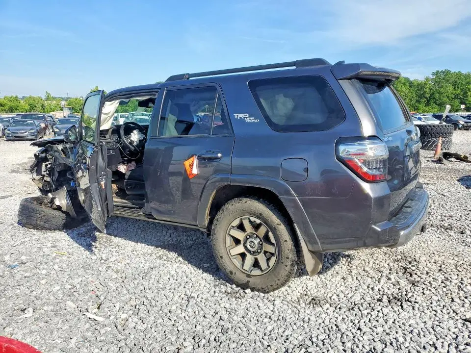 2021 TOYOTA 4RUNNER TRD OFF-ROAD  