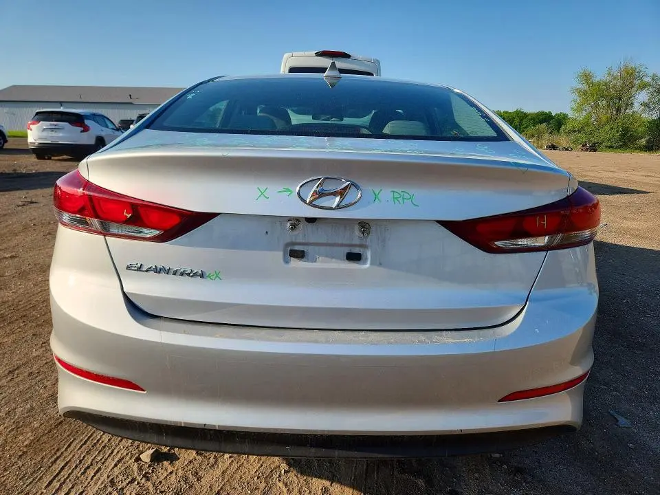 2018 HYUNDAI ELANTRA SEL  