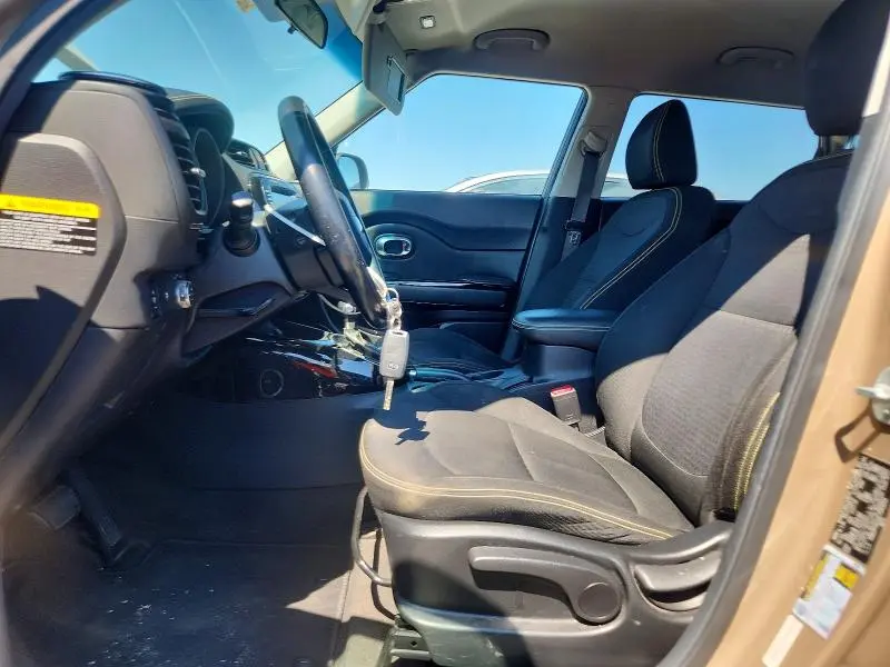 2014 KIA SOUL +  