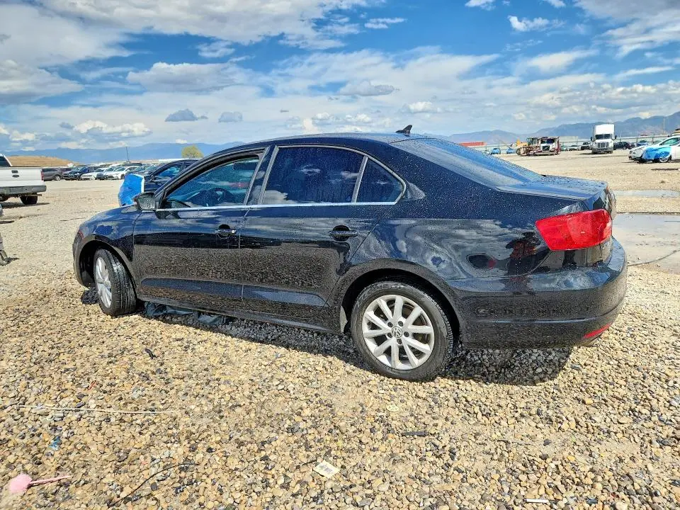 2014 VOLKSWAGEN JETTA SE  