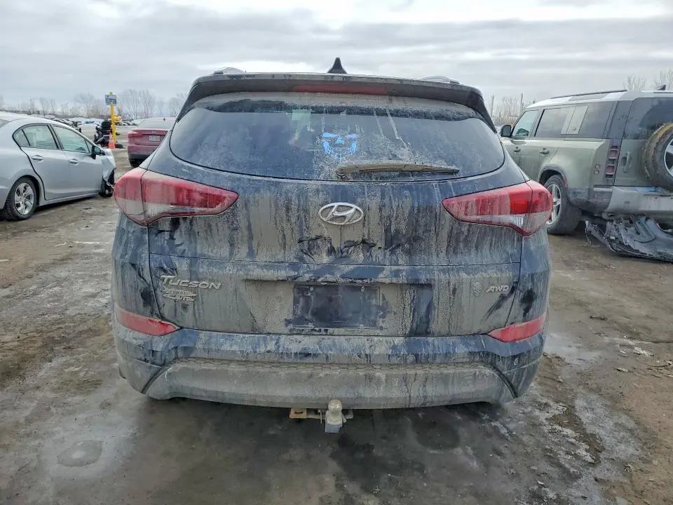 2018 HYUNDAI TUCSON SE  