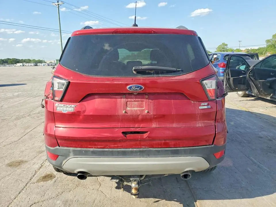 2018 FORD ESCAPE SE  
