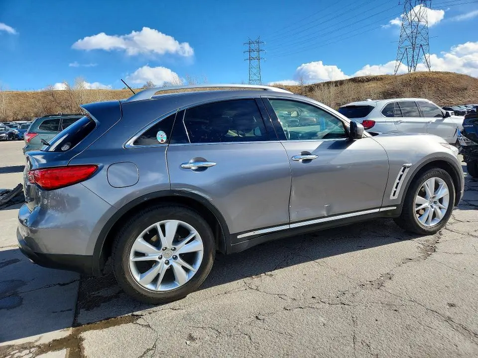 2012 INFINITI FX35   