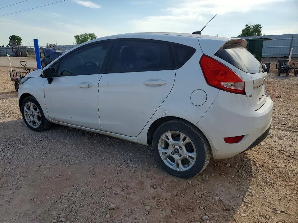 2016 FORD FIESTA SE  