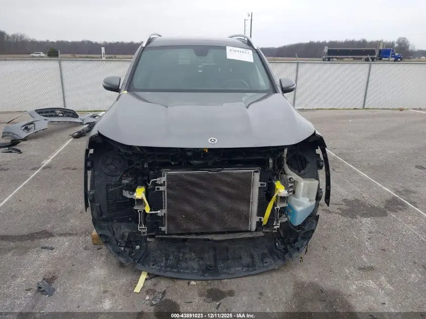 2021 MERCEDES-BENZ GLB 250  