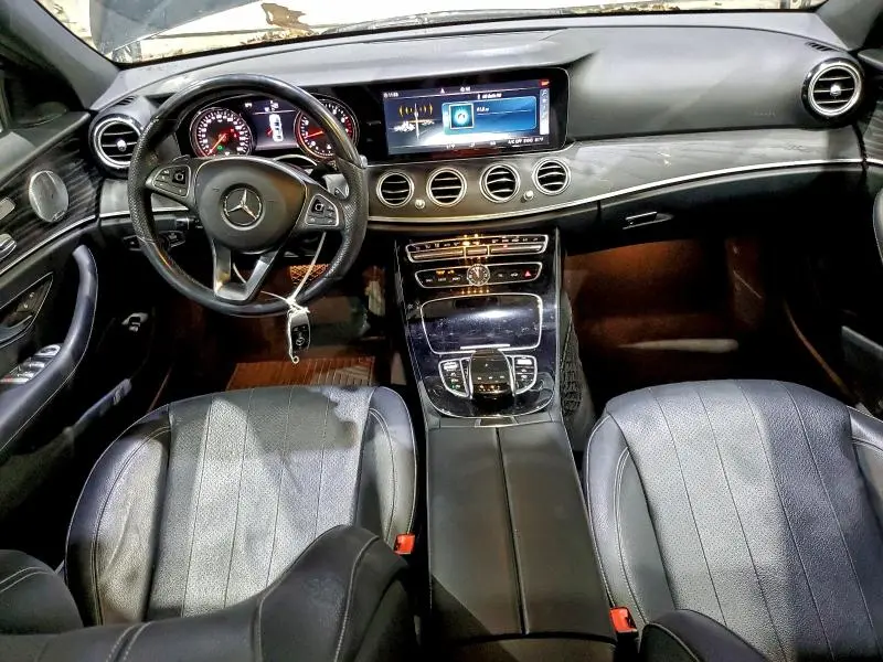 2017 MERCEDES-BENZ E 300 4MATIC  