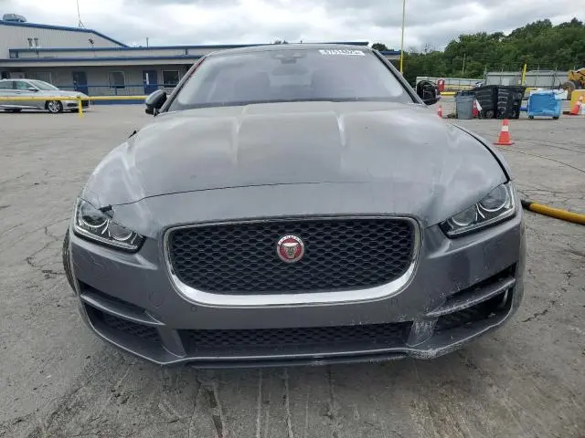 2018 JAGUAR XE PREMIUM  