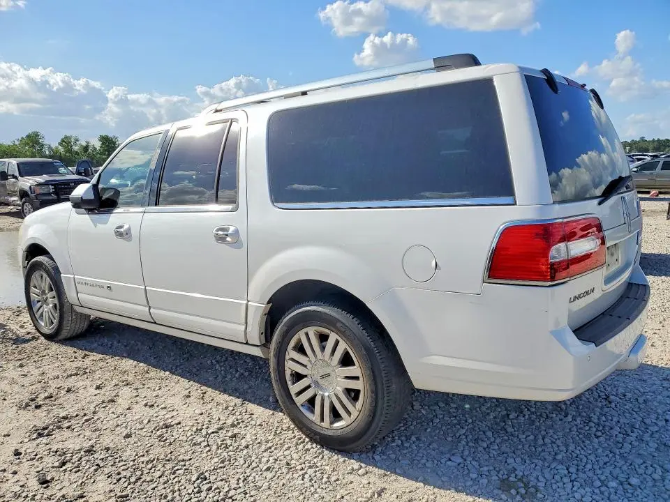 2011 LINCOLN NAVIGATOR L  