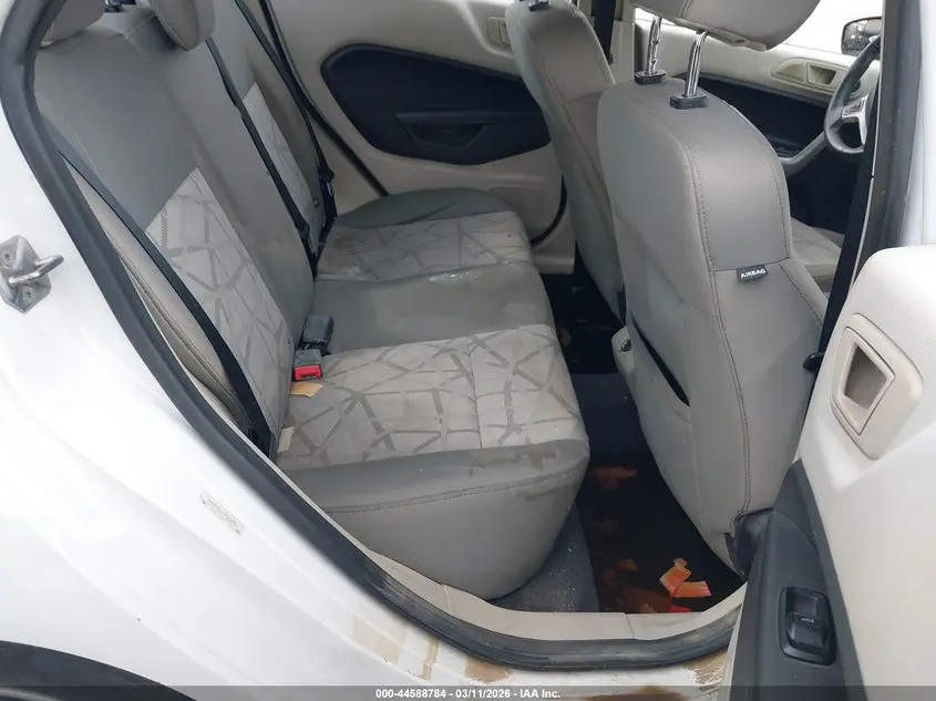 2013 FORD FIESTA SE
