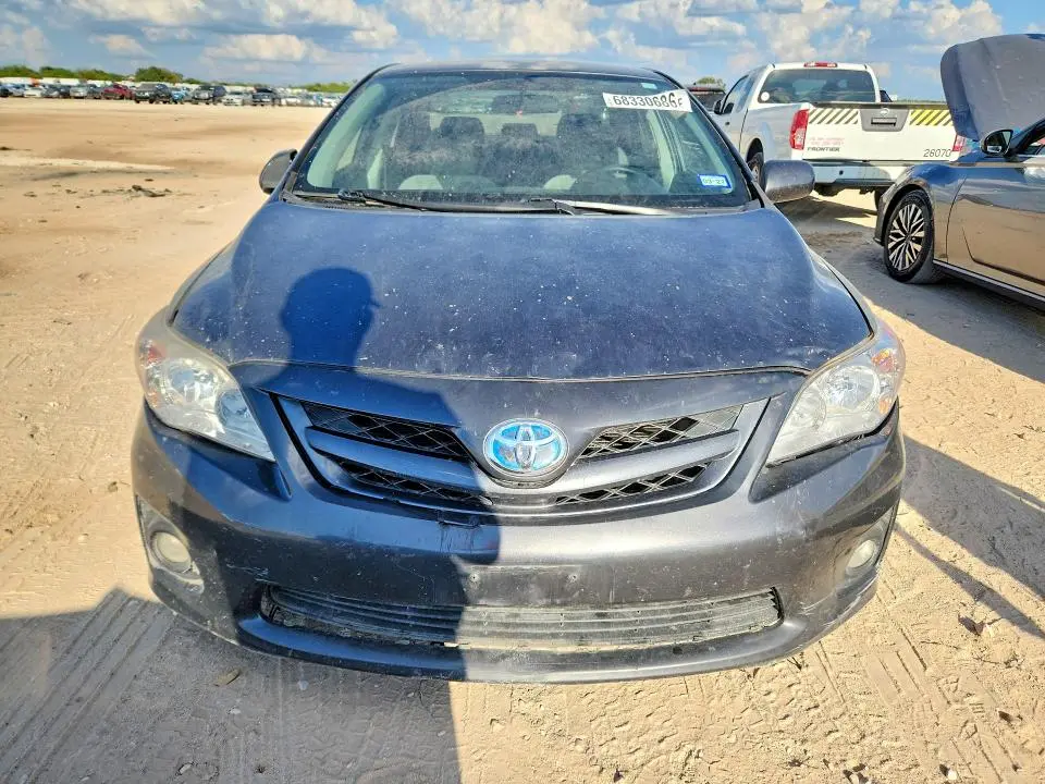 2011 TOYOTA COROLLA LE  