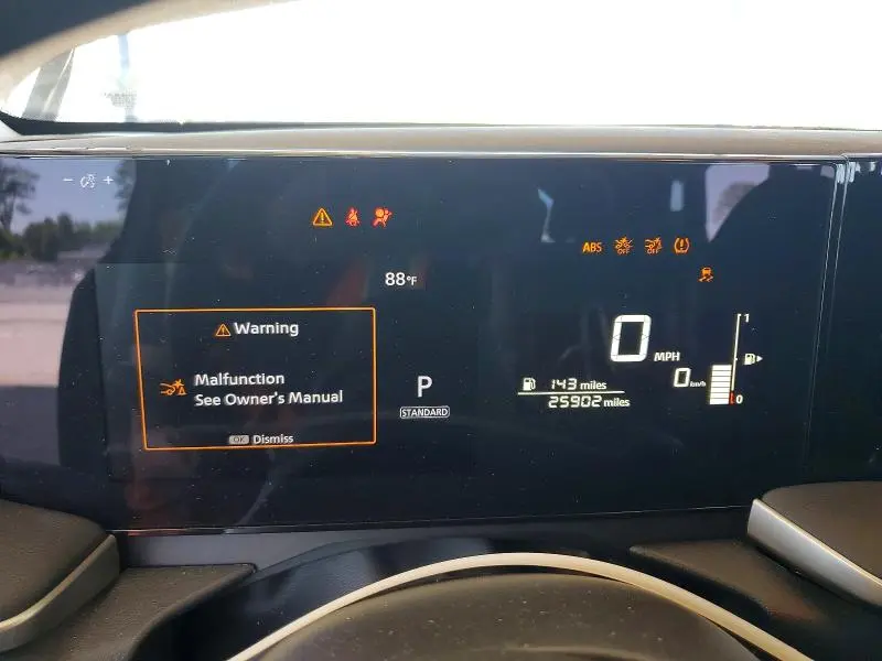 2025 NISSAN KICKS S  
