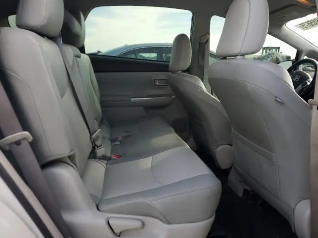 2013 TOYOTA PRIUS V   