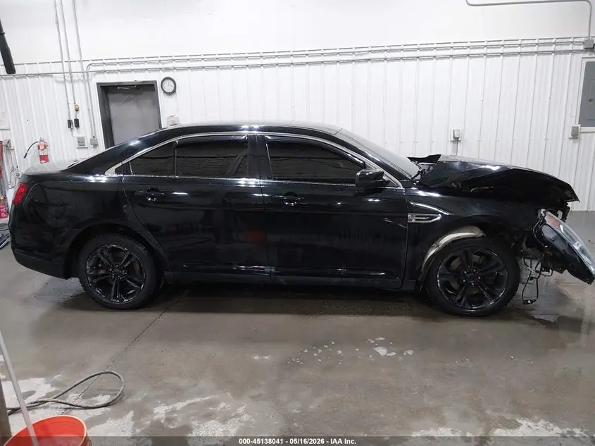 2017 FORD TAURUS SEL