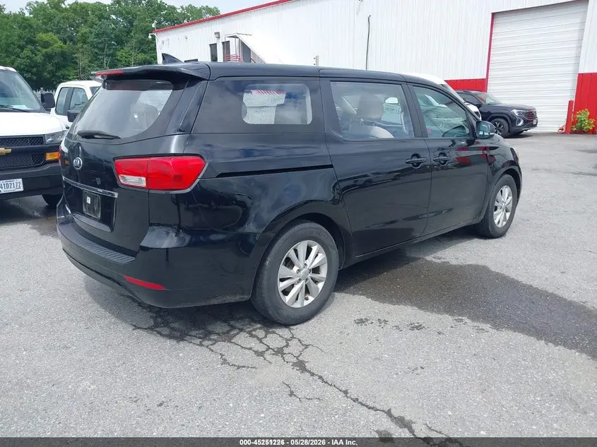 2018 KIA SEDONA L