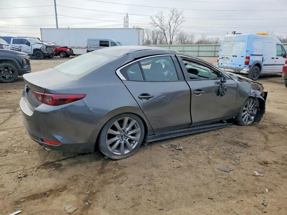 2024 MAZDA 3 PREFERRED  