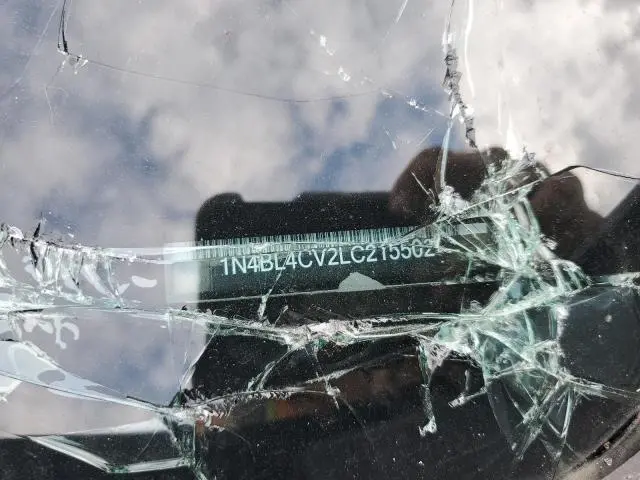 2020 NISSAN ALTIMA SR  