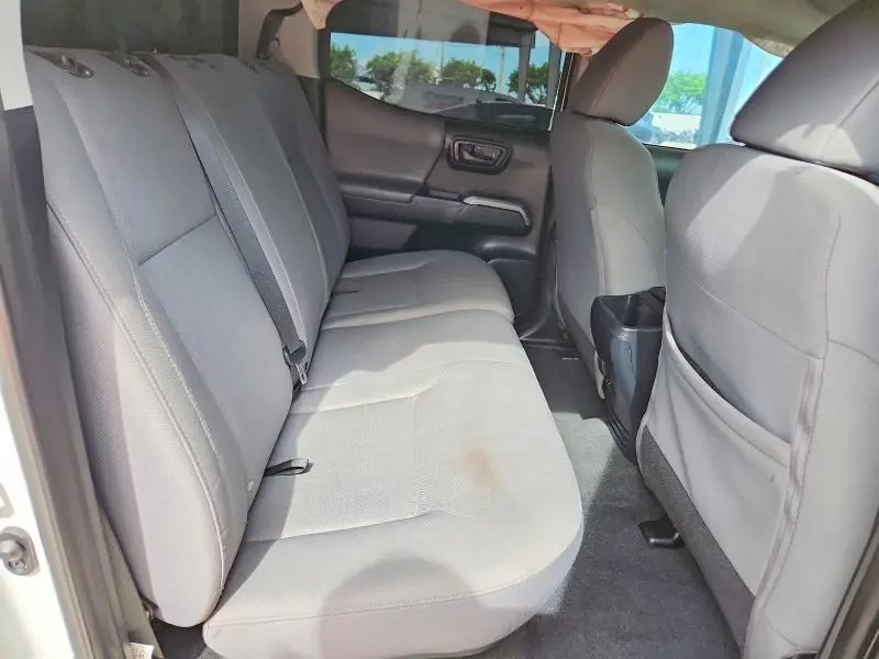 2019 TOYOTA TACOMA SR5 V6  