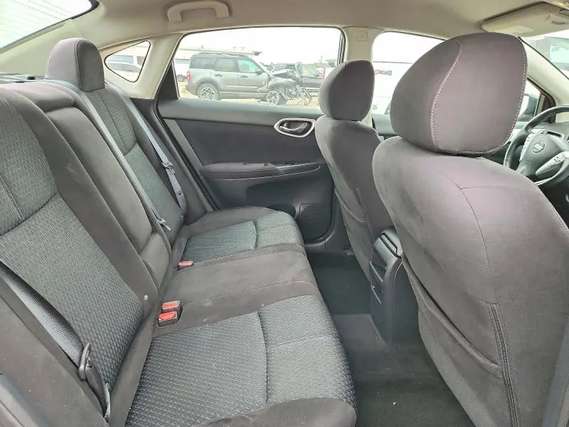 2015 NISSAN SENTRA SR  