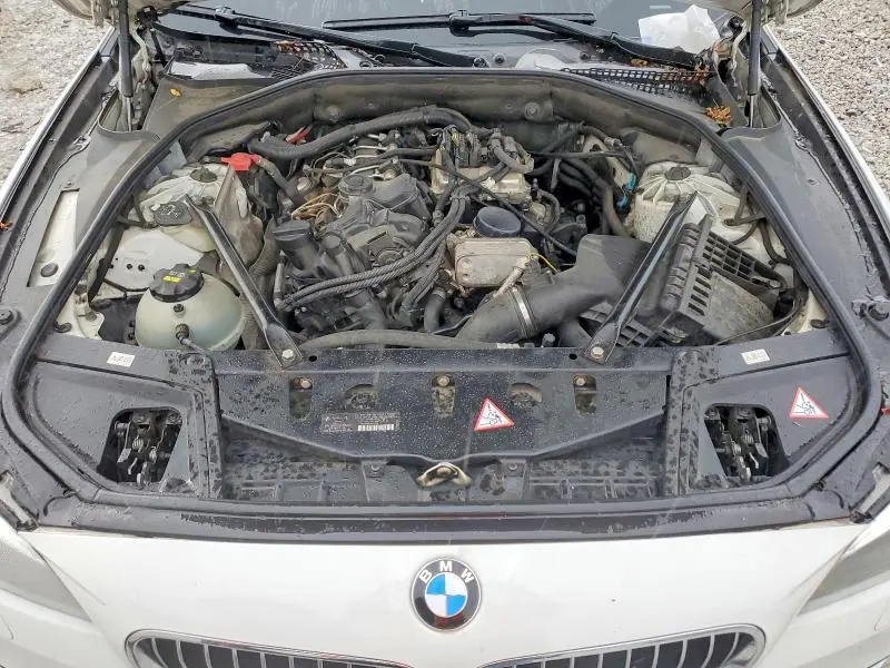 2015 BMW 528 XI  
