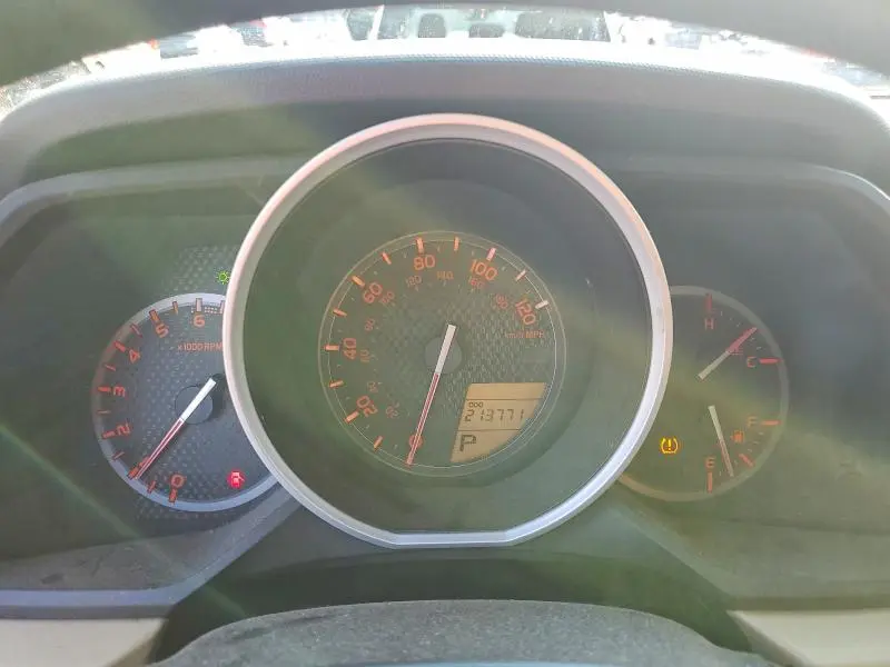 2012 TOYOTA 4RUNNER SR5  