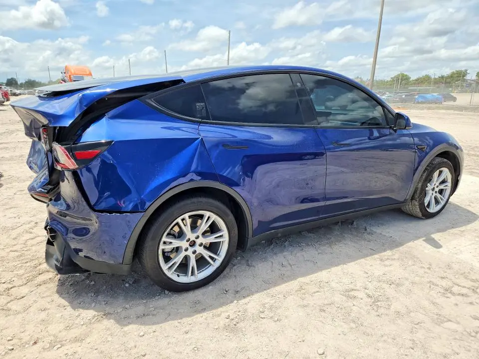 2022 TESLA MODEL Y   
