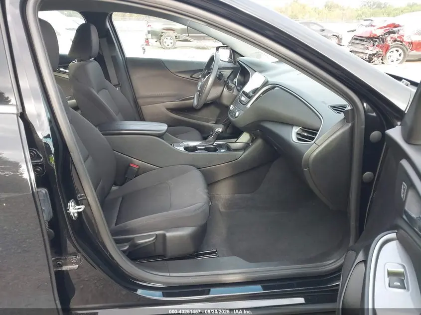 2022 CHEVROLET MALIBU FWD LT