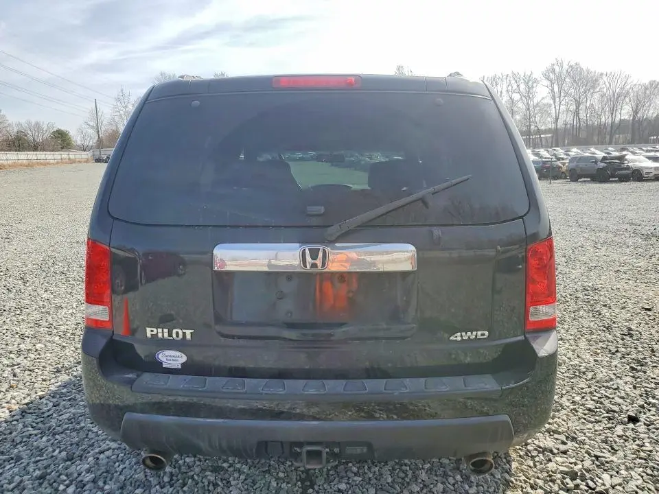2011 HONDA PILOT EXL  