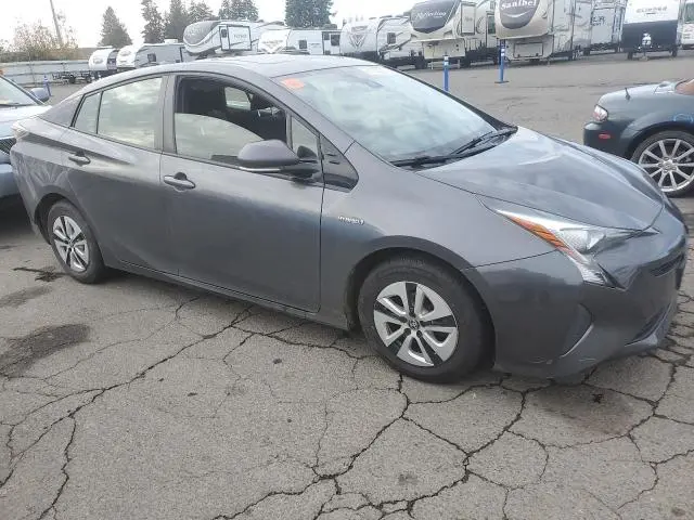 2016 TOYOTA PRIUS   