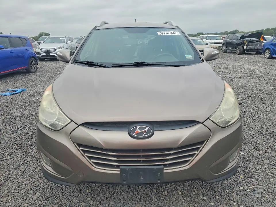 2013 HYUNDAI TUCSON GLS  