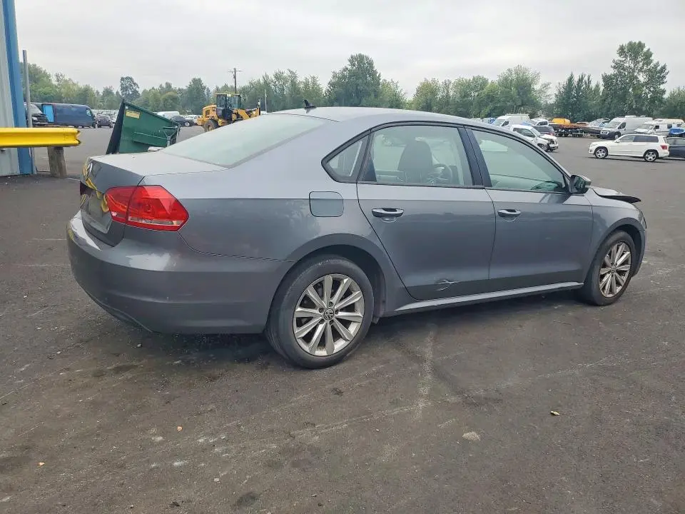 2014 VOLKSWAGEN PASSAT S  
