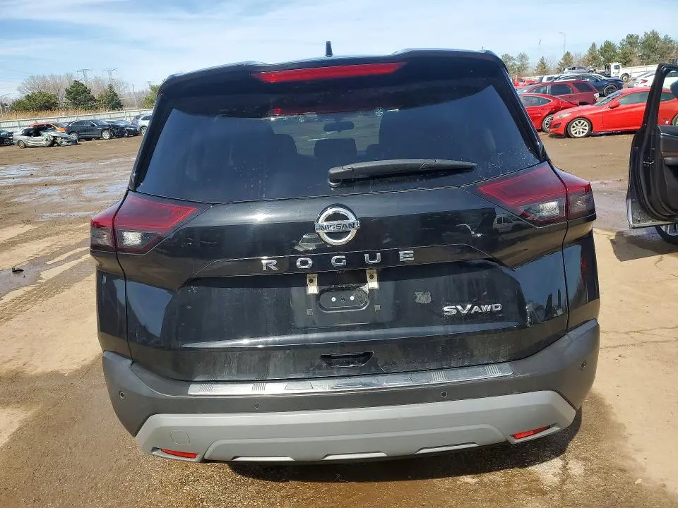 2021 NISSAN ROGUE SV  