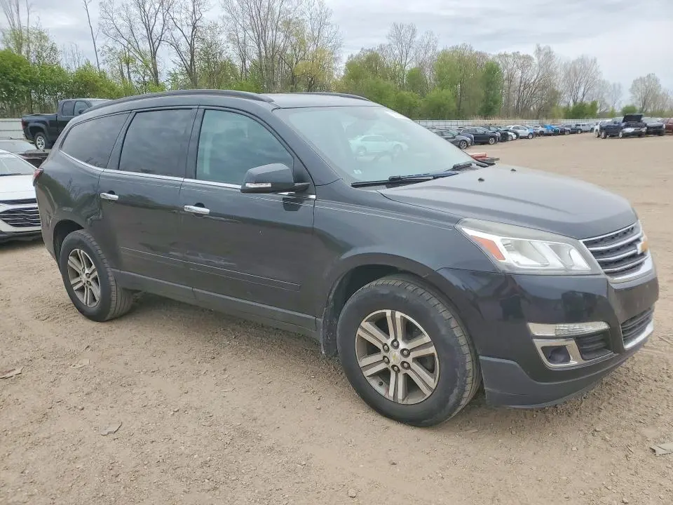 2015 CHEVROLET TRAVERSE LT  