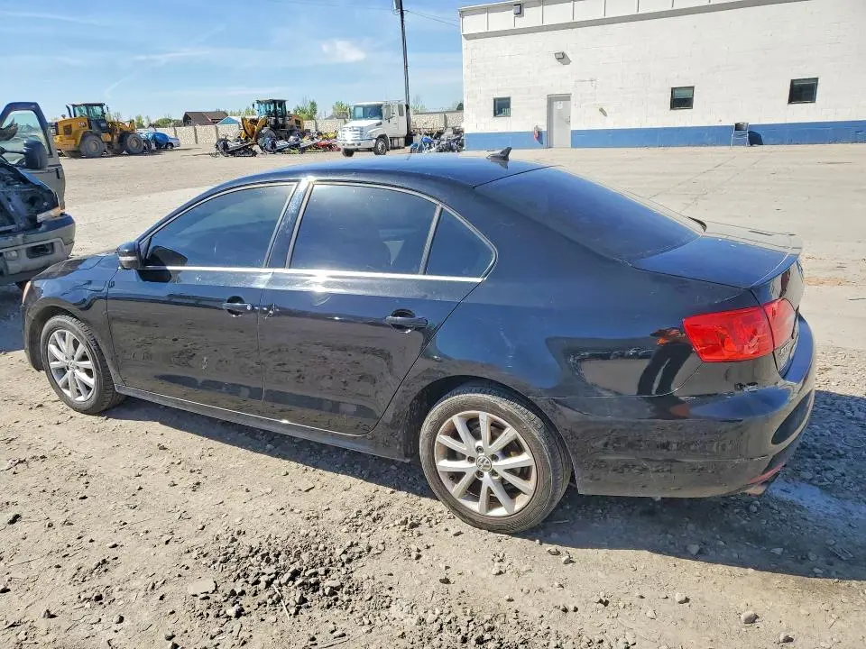 2014 VOLKSWAGEN JETTA SE  