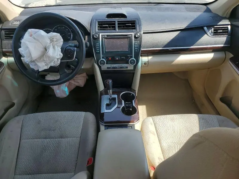 2014 TOYOTA CAMRY XLE  