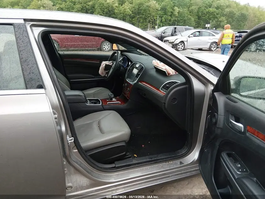 2014 CHRYSLER 300  