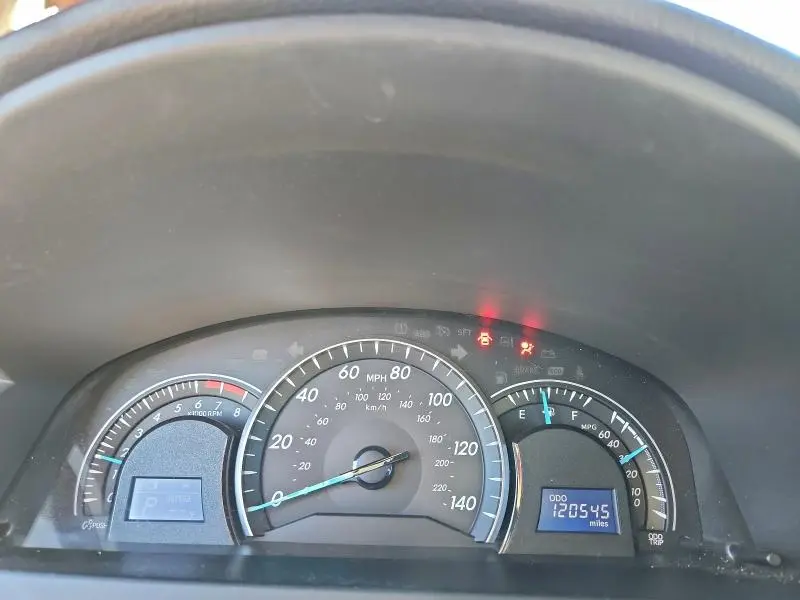 2012 TOYOTA CAMRY BASE  