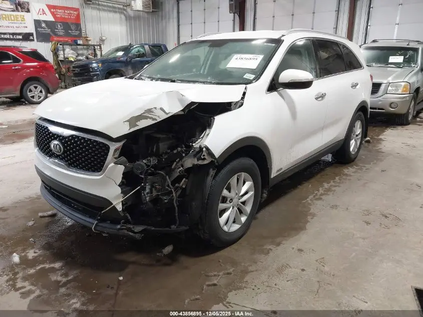 2017 KIA SORENTO 2.4L LX