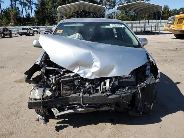 2020 TOYOTA SIENNA XLE  