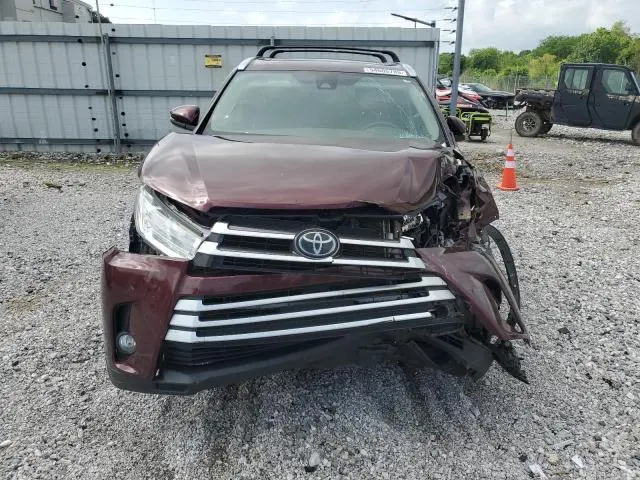 2018 TOYOTA HIGHLANDER SE  