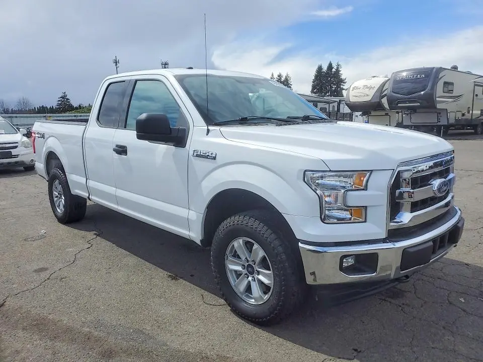 2017 FORD F150 SUPER CAB  