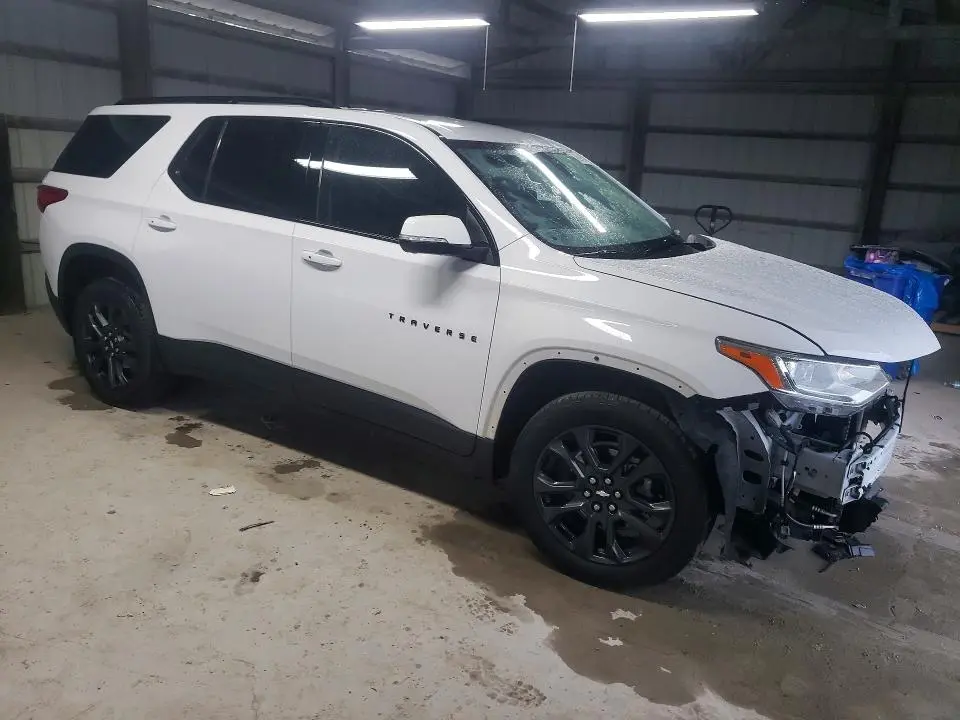 2021 CHEVROLET TRAVERSE RS  