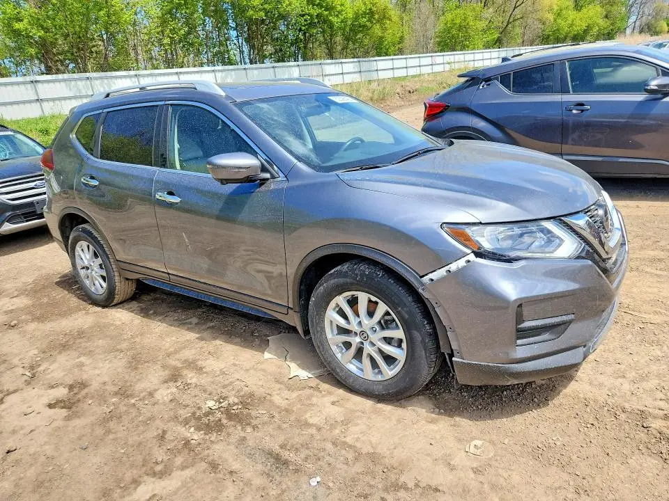 2018 NISSAN ROGUE SV  
