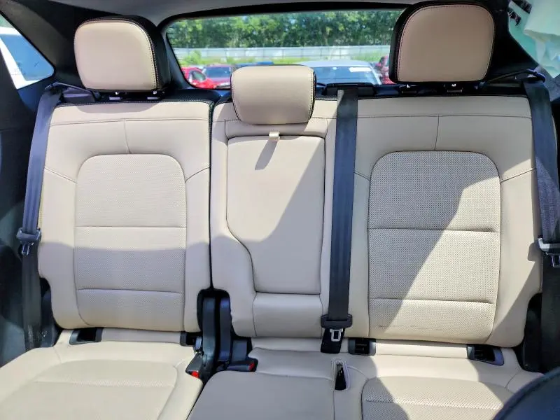 2021 FORD ESCAPE TITANIUM  