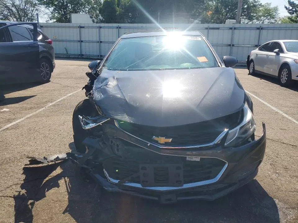 2016 CHEVROLET CRUZE LT  